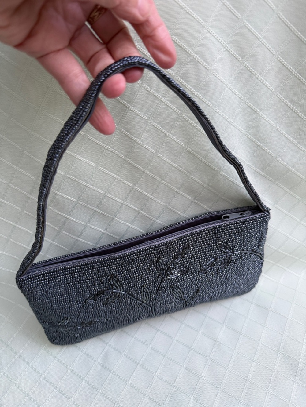 Vintage Y2K All Beaded Silver Blue Evening Clutch with Floral Detail
